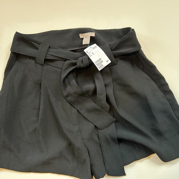 H&M Black Paperbag Shorts NWT - Tailored Black Shorts with Belt - Picture 9 of 9